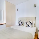Romantic Alfama Getaway