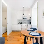 Romantic Alfama Getaway Apartman *