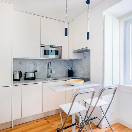 Apartment Romantic Alfama Getaway Lisbon