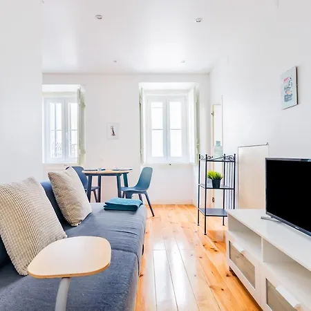 Romantic Alfama Getaway * Lisbon
