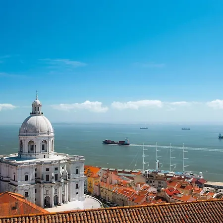 Romantic Alfama Getaway * Lissabon